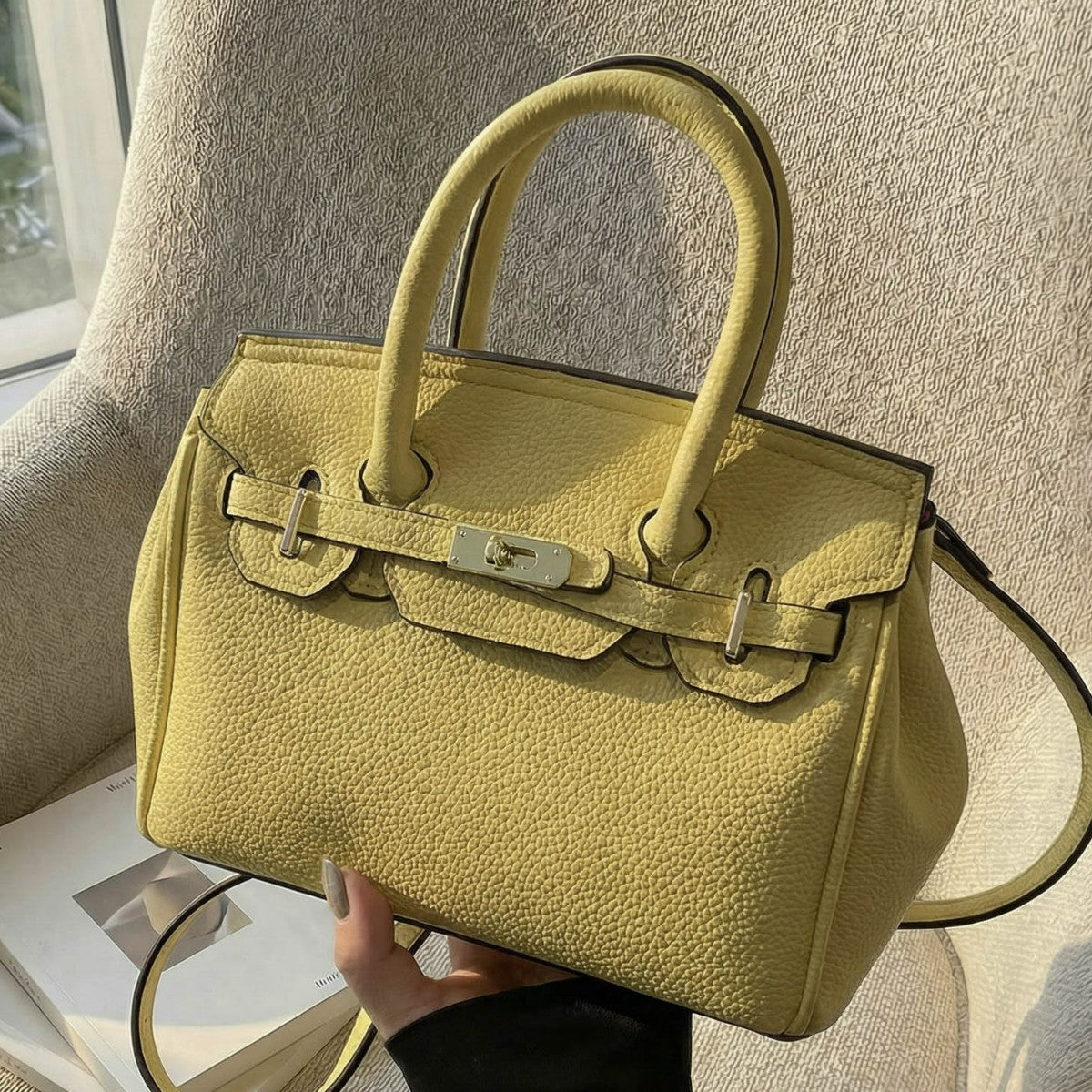 Damen Mini-Handtasche mit stylish Detail