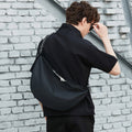 Zeitgenössische Urban Sling Bag Emma Tasche