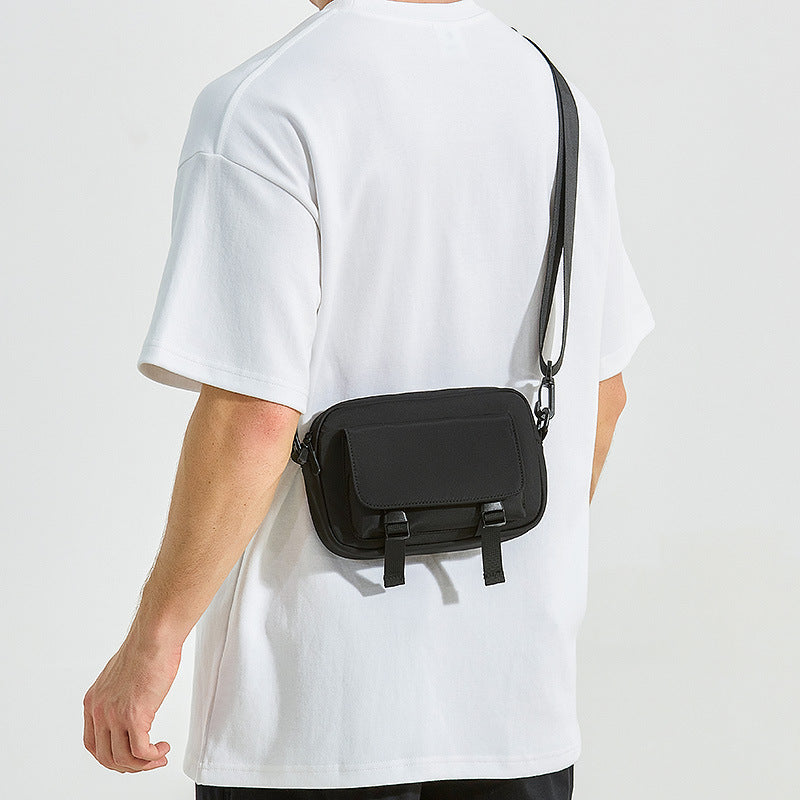 Kompakte Utility Crossbody Tasche Emma