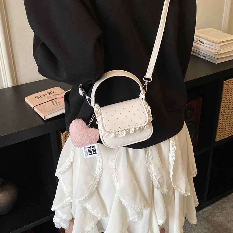 Damen Mini-Handtasche mit verspieltem Design und einzigartigen Details