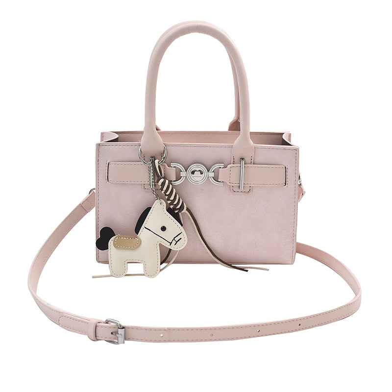 Damen Mini Handtasche mit charmantem Anhänger