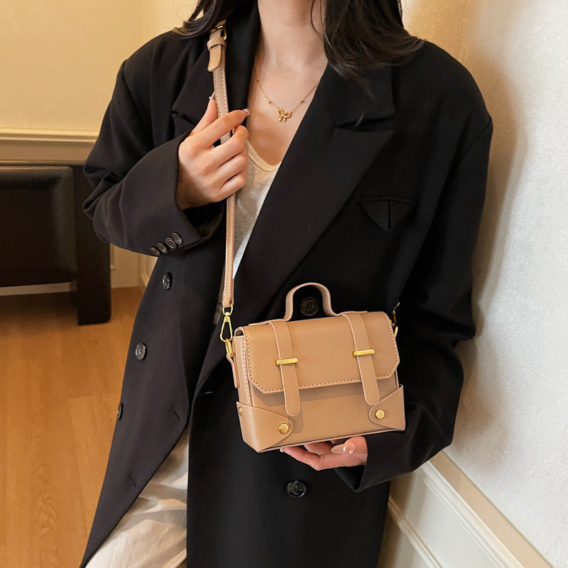 Damen Mini-Handtasche mit strukturiertem Design und abnehmbarem Schulterriemen