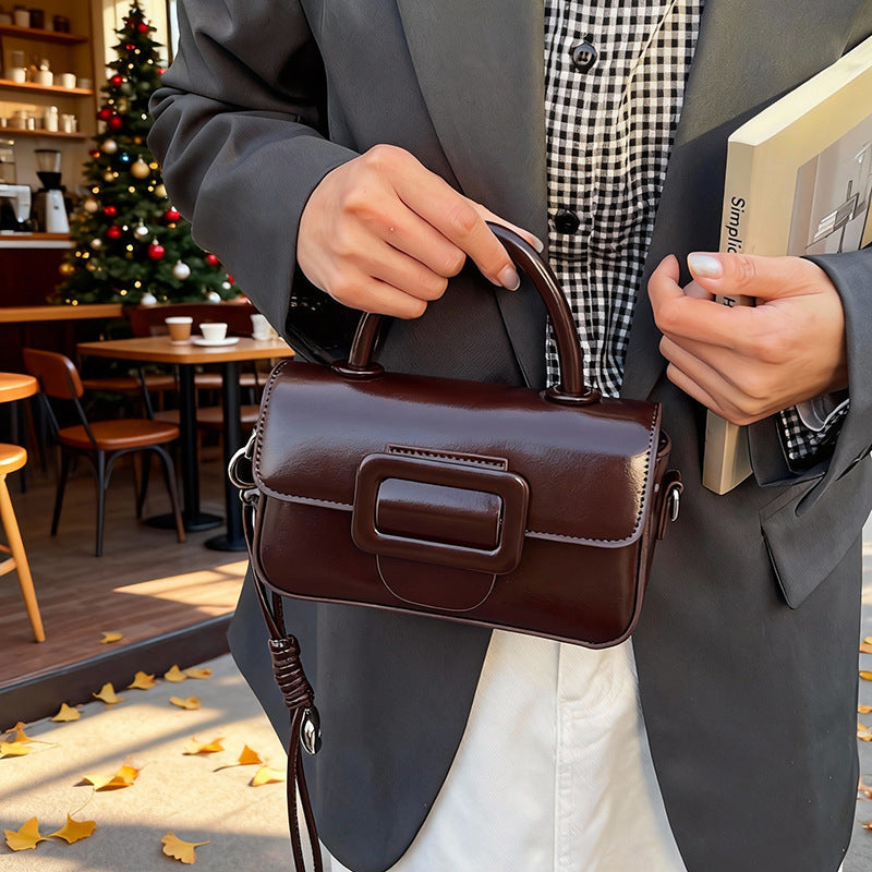 Damen Mini-Handtasche mit abnehmbarem Schultergurt und modernem Design