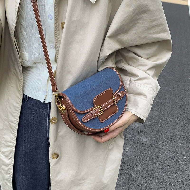 Damen Schultertasche aus robustem Denim mit Lederakzenten