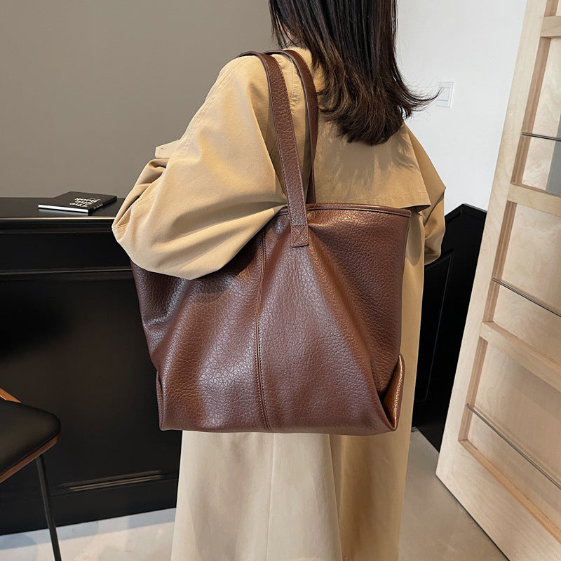 Große trendige Tote Bag aus Leder
