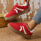 Damen Sneaker mit modischem Obermaterial und rutschfester Sohle