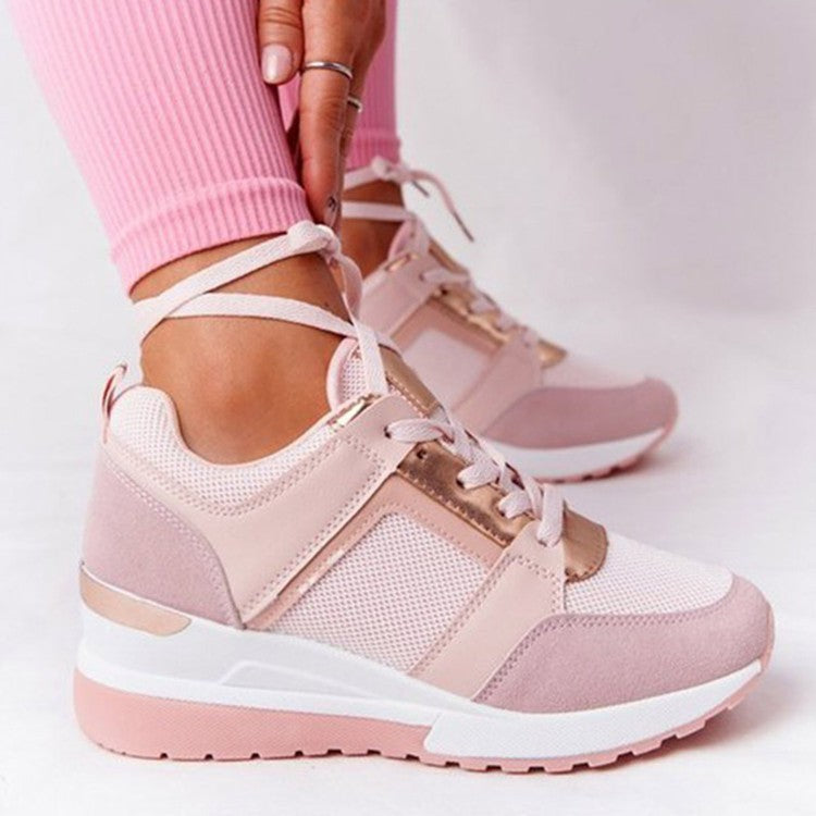 Damen atmungsaktive Sneakers mit perforierten Details und bequemer Einlegesohle