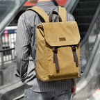 Rucksack mit praktischem Klappdeckel und strapazierfähigem Material