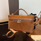 Damen Schultertasche aus weichem Wildleder mit praktischen Fächern