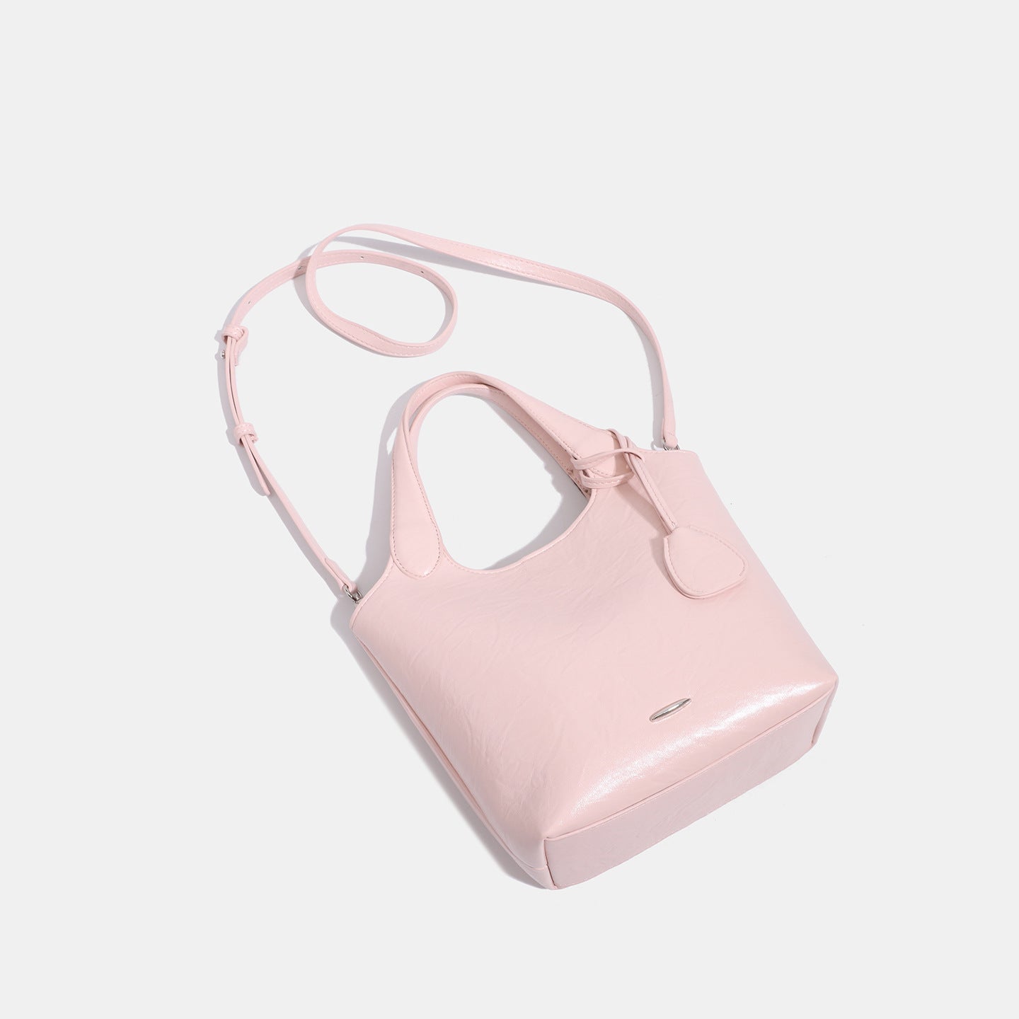 Damenhandtasche im modernen minimalistischen Stil