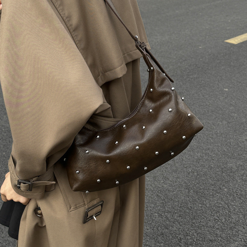 Damen lässige Schultertasche mit eleganten Perlenakzenten