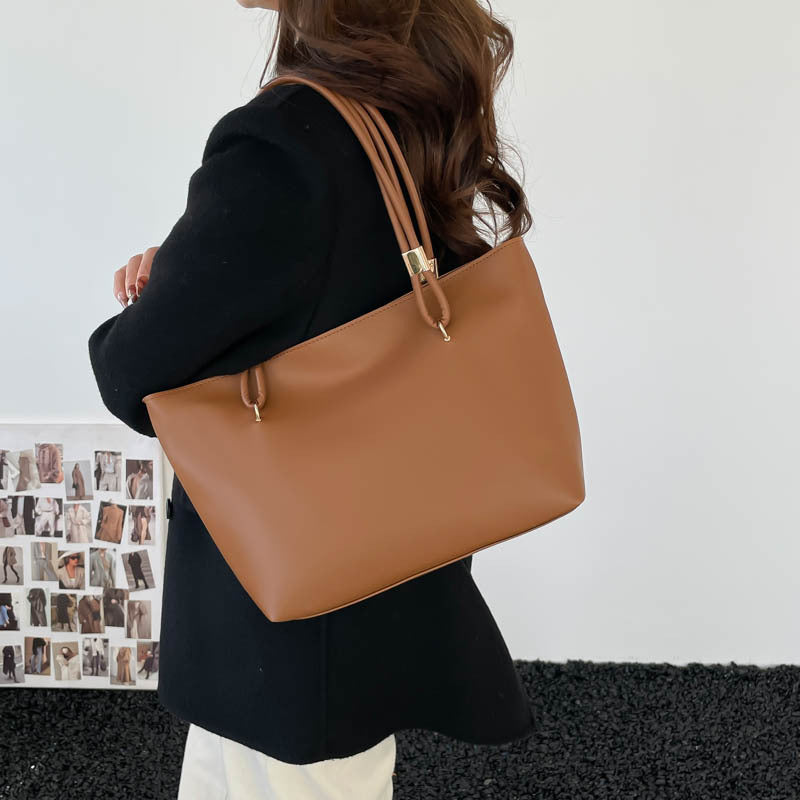 Damen elegante Tragetasche mit hochwertigen Traggriffen und praktischen Fächern