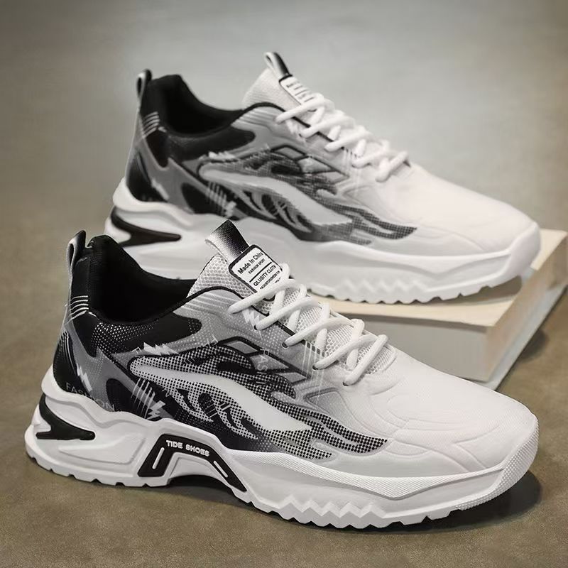 Schuhe für Frauen mit einem futuristischen Design und atmungsaktiven Eigenschaften
