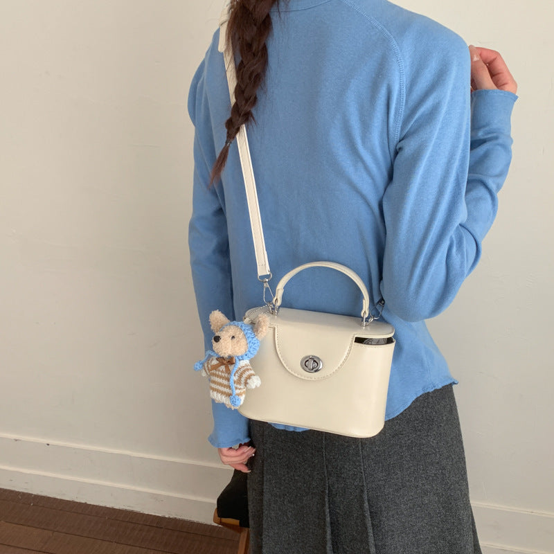 Damen Mini-Handtasche mit süßem Tier-Anhänger