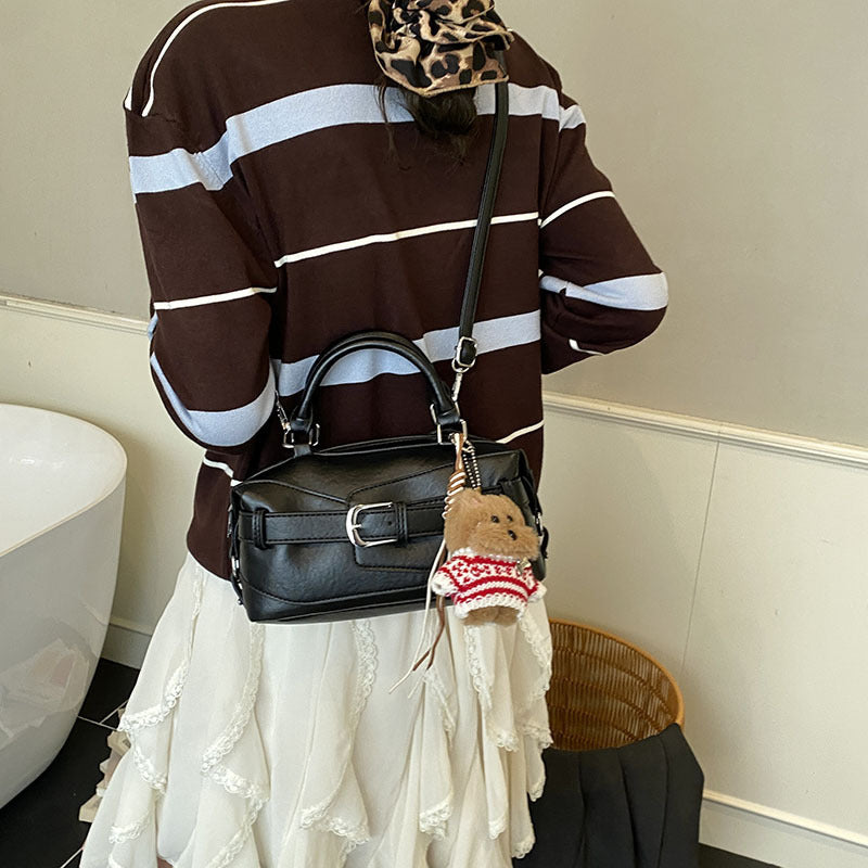 Damen Mini-Handtasche mit charmantem Tieranhänger
