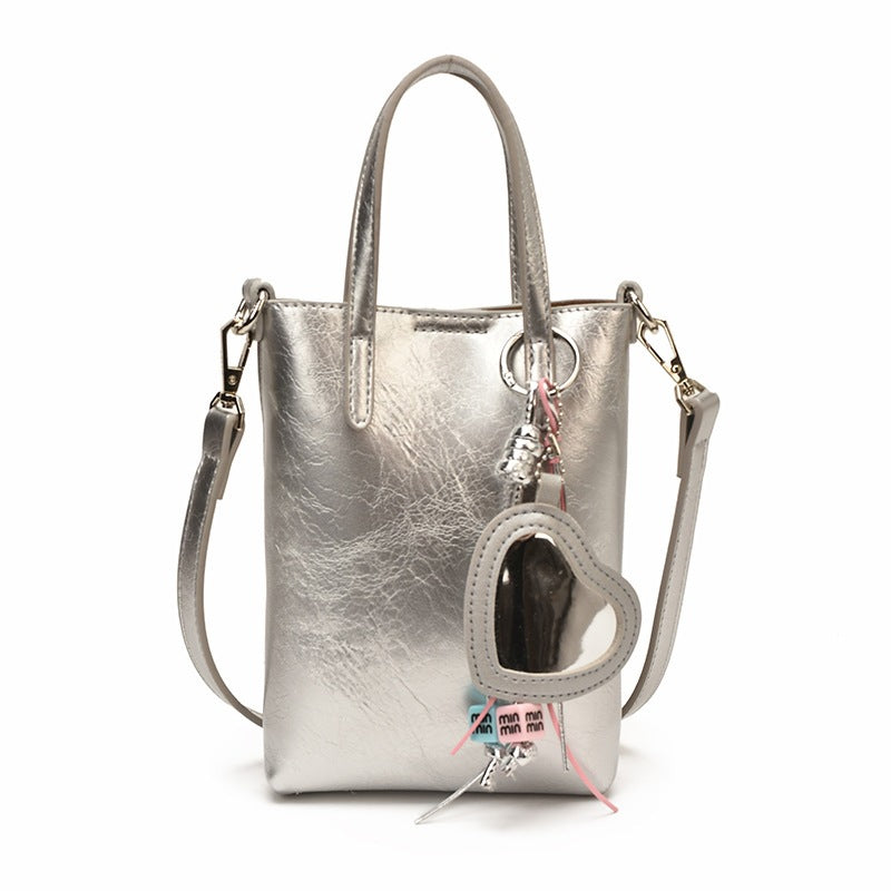 Damen Mini-Handtasche mit elegantem Anhänger