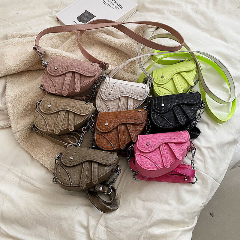 Damen Mini-Handtasche im modernen, strukturierten Design