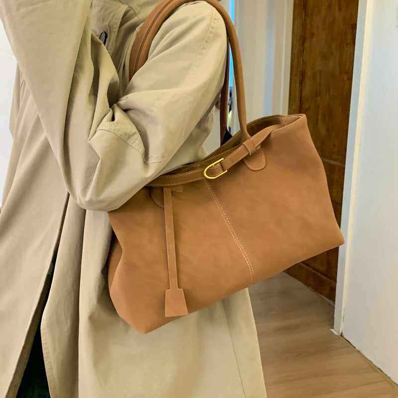 Damen elegante Tote-Bag mit glänzendem Detail