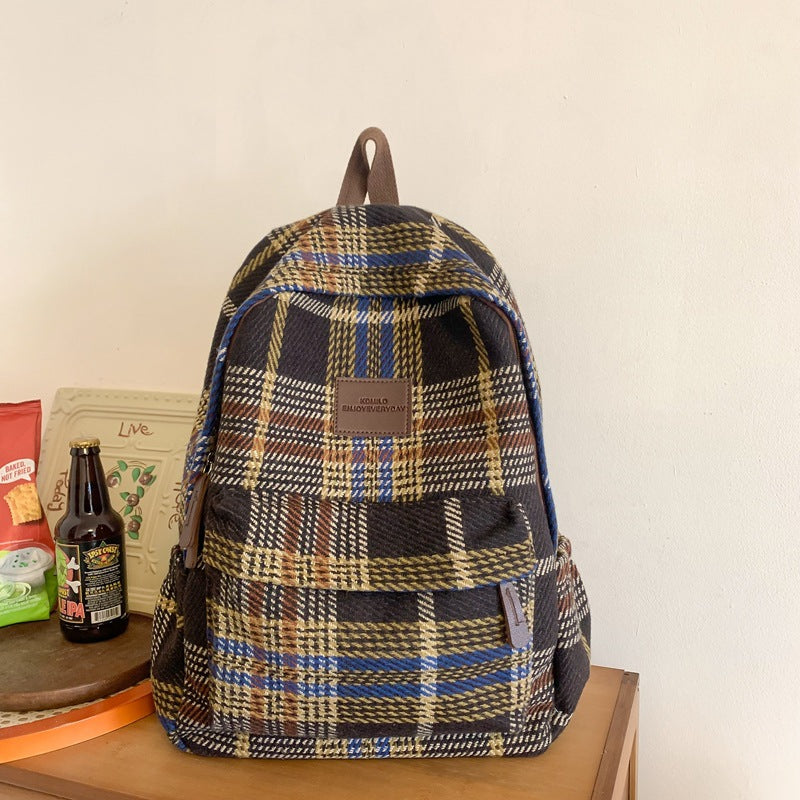 Gemütlicher Karo-Muster-Schulrucksack