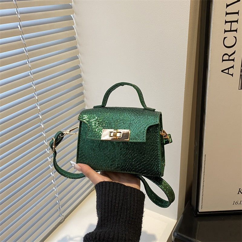 Damen Mini-Handtasche im stilvollen Glamour-Stil