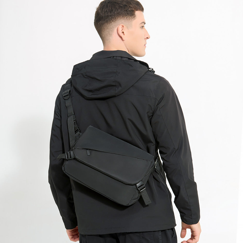 Adaptive Urban Sling Bag Emma Tasche