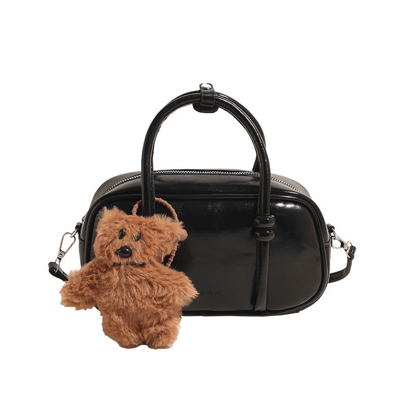 Damen Mini-Handtasche mit charmantem Bärenanhänger