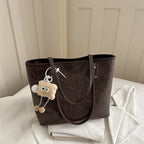 Damen klassische Tote-Tasche mit charmanten Plüschspielzeug-Anhänger