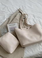 Geräumige Damen-Schultertasche aus weichem Leder