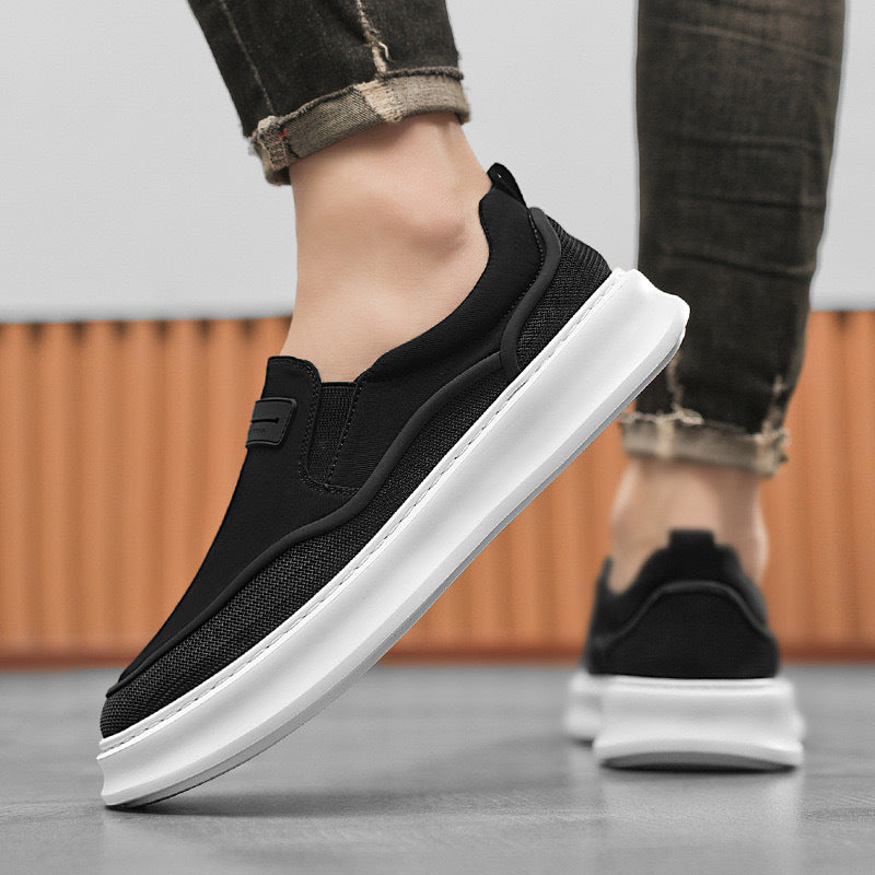 Damen Slip-On Sneaker mit atmungsaktivem Mesh-Obermaterial und gepolsterter Sohle