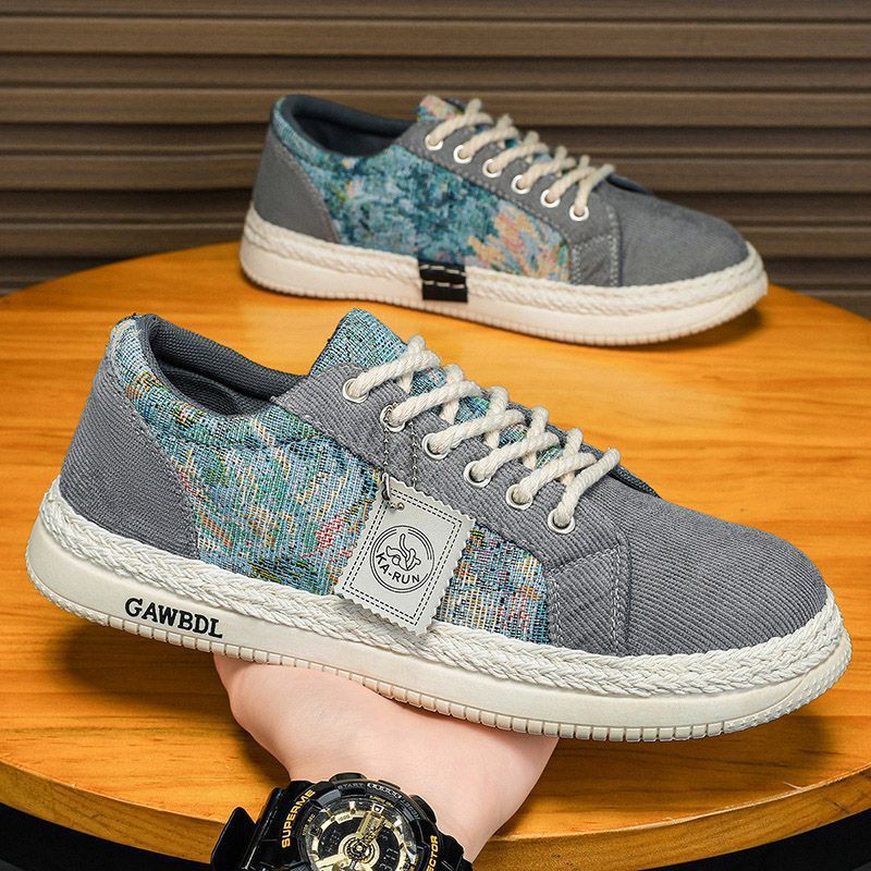 Modische Freizeit-Sneaker für Damen mit strapazierfähigem Obermaterial und einzigartigem Design