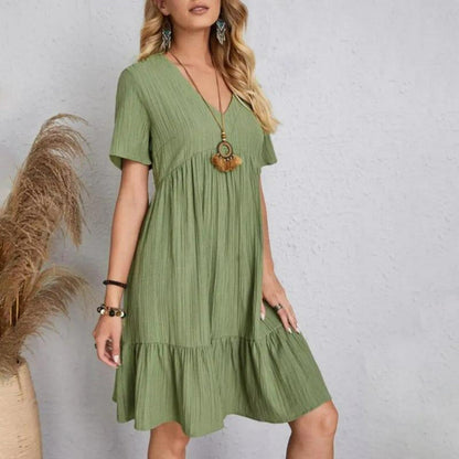 ModeParisienne® Robe d'été légère verte élégante avec col en V