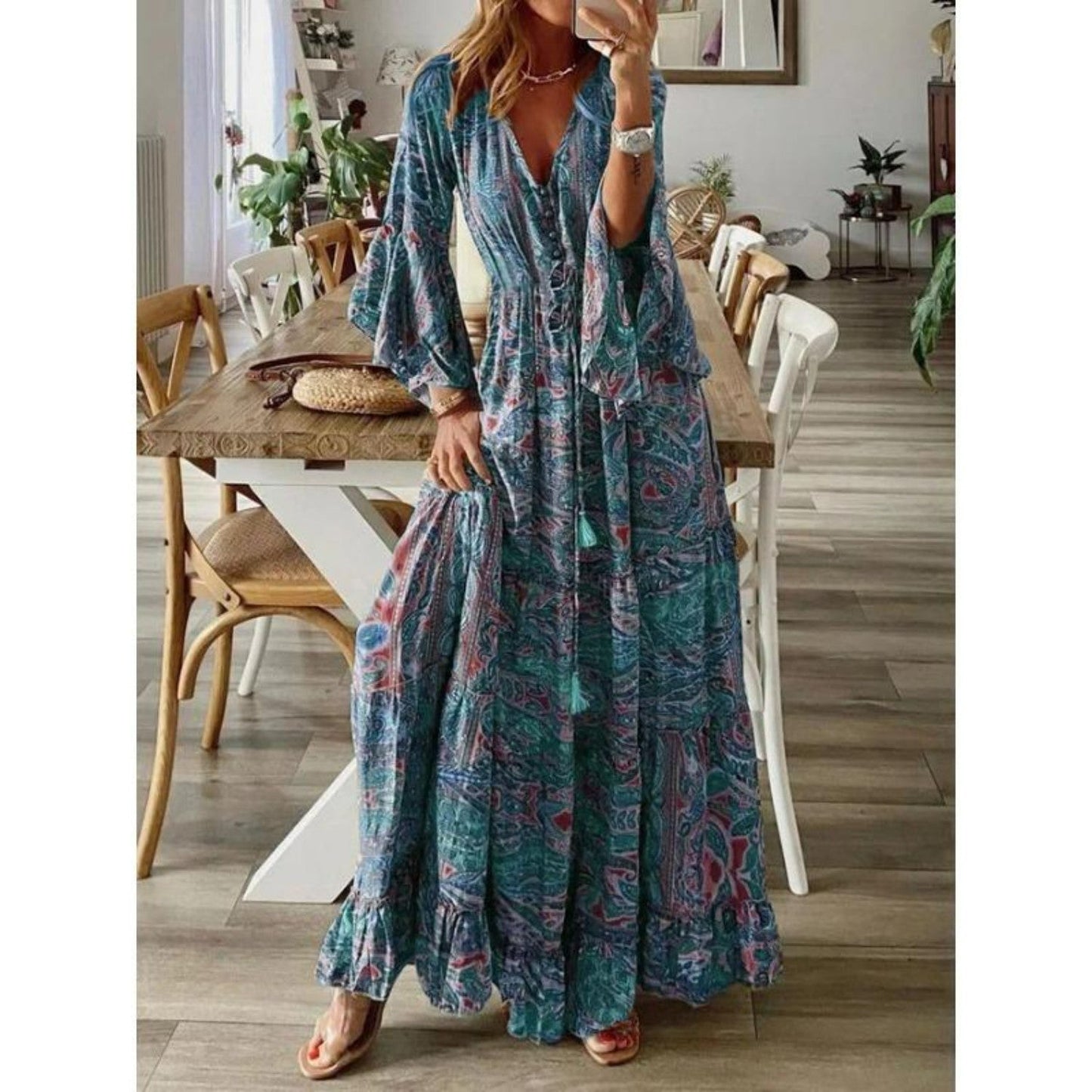 ModeParisienne® Robe d'été légère verte élégante avec col en V