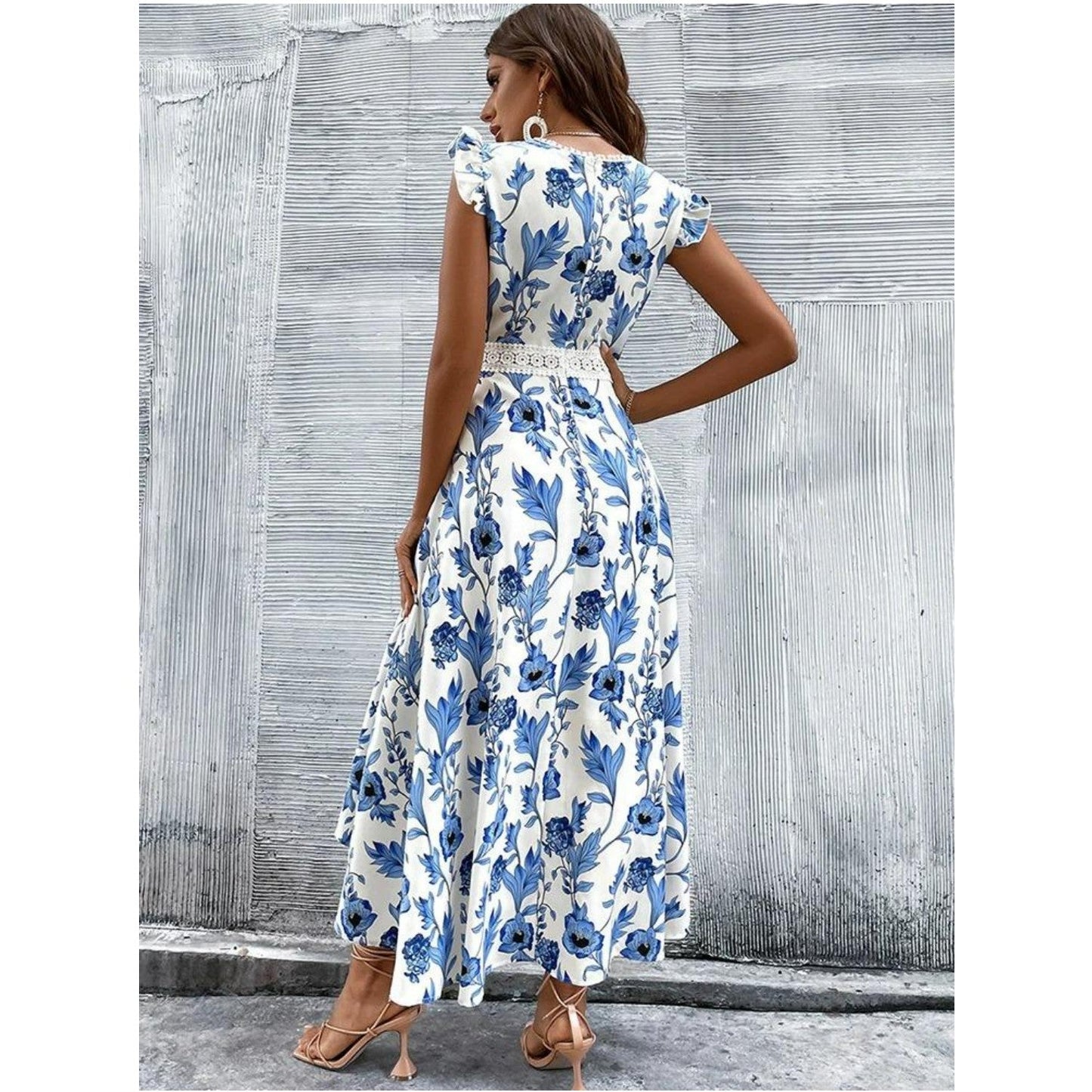 ModeParisienne® Robe d'été blanche à imprimé fleuri et col V