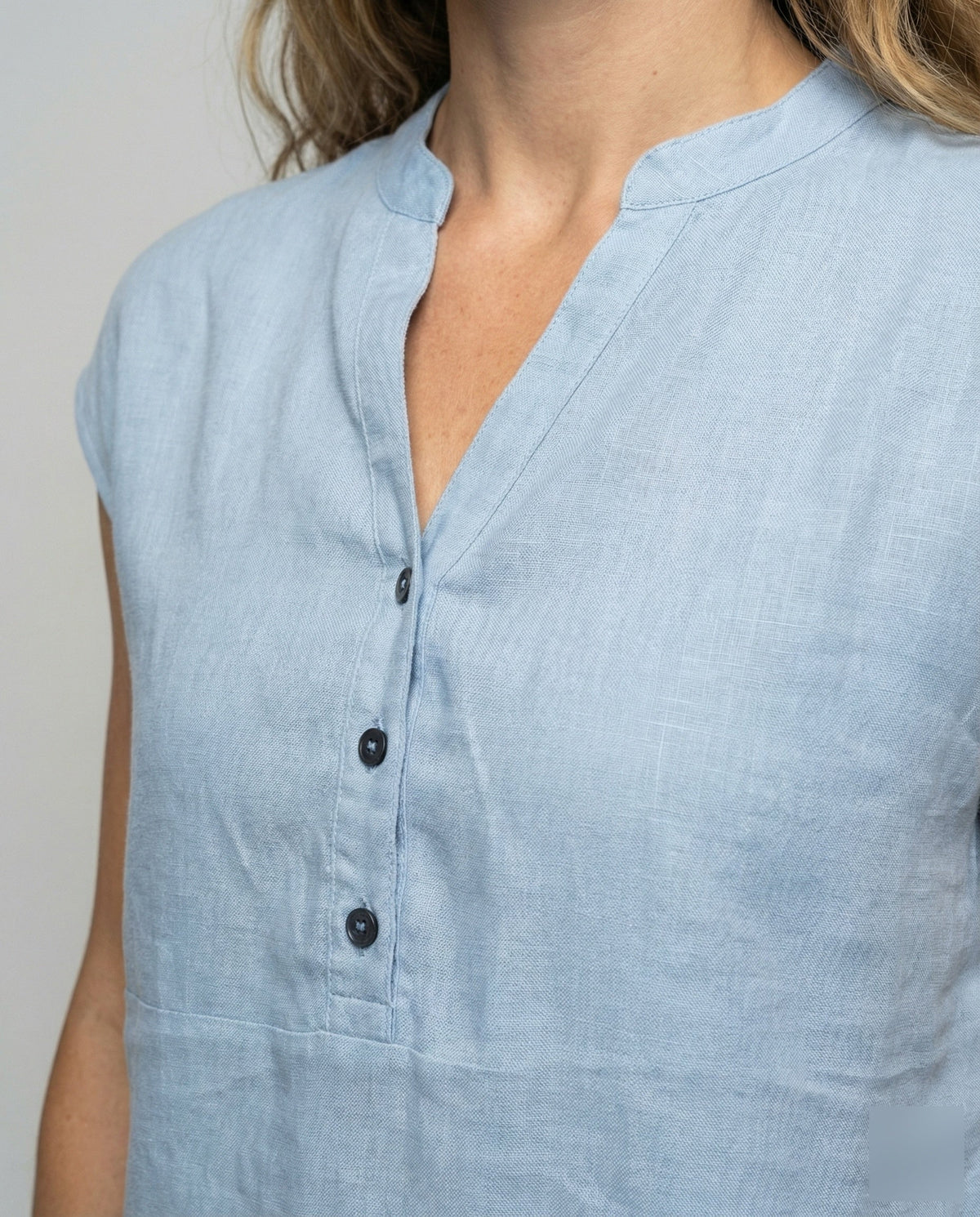 Product 15566693105994 - close_up_detail