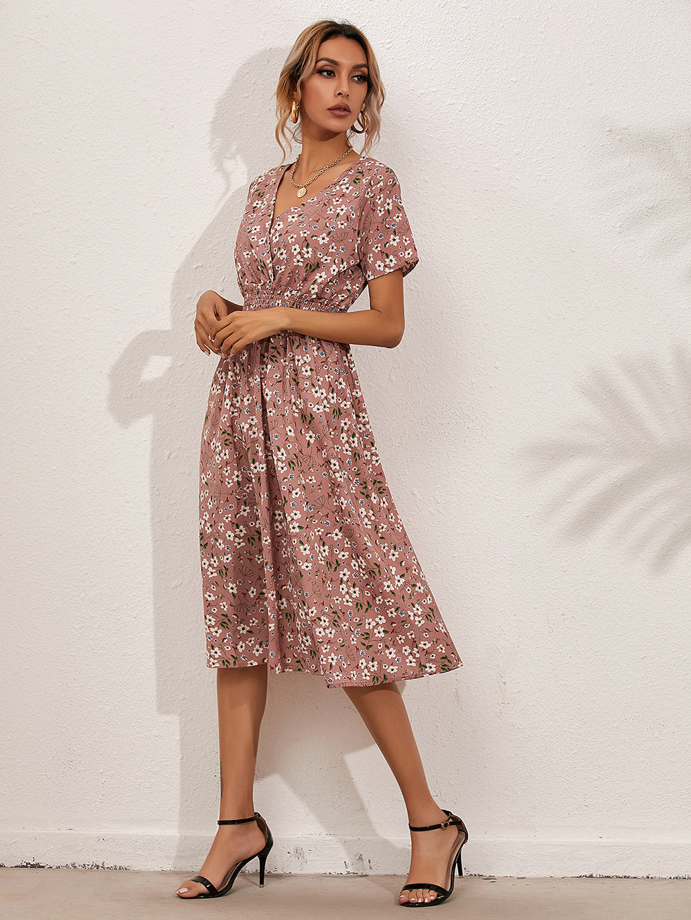 Robe d'été élégante à imprimé floral