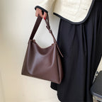 Hochwertige Handtasche für Frauen Große Kapazität Schultertasche Einfarbig Breiter Riemen Weiches PU-Leder