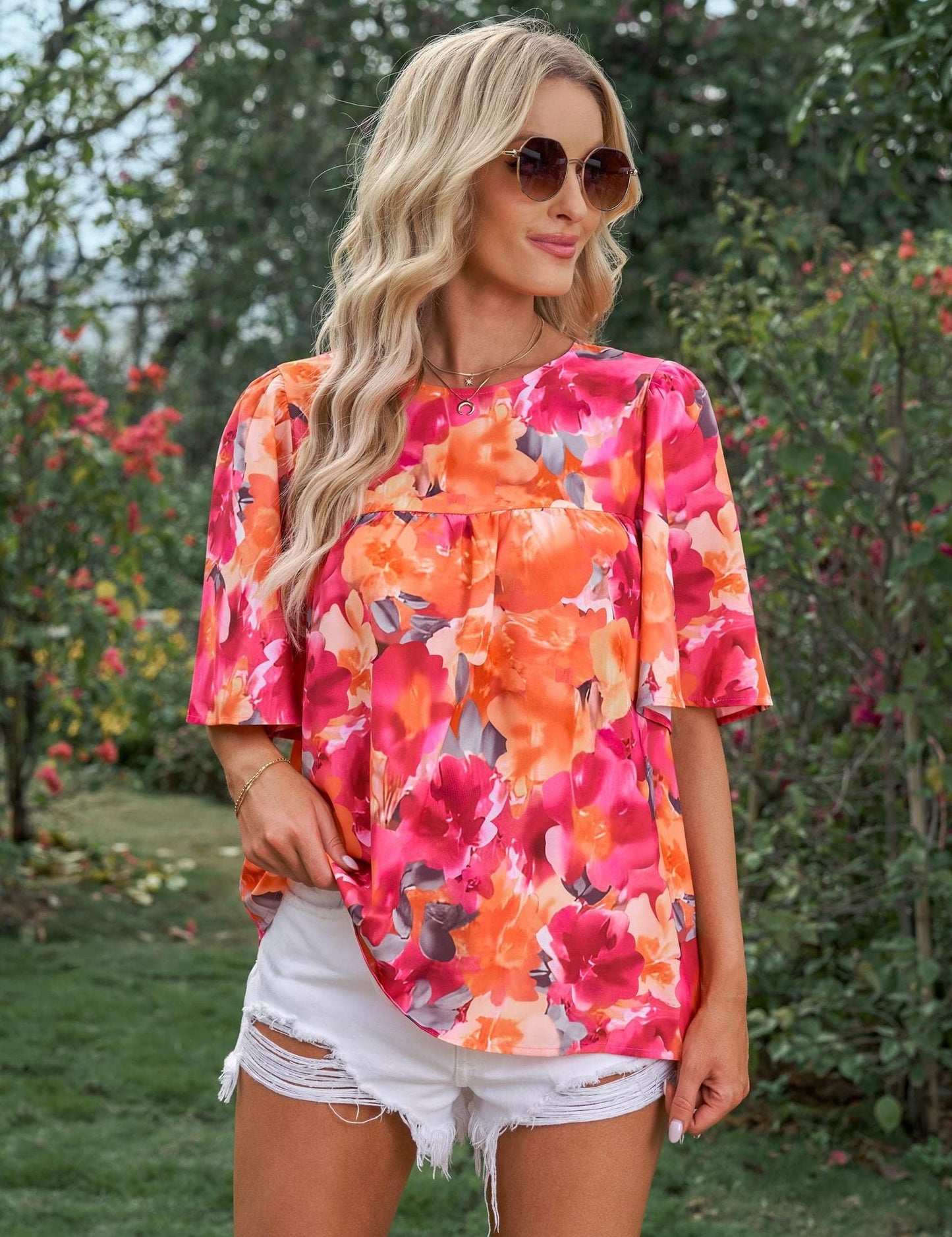 Blouse florale à manches