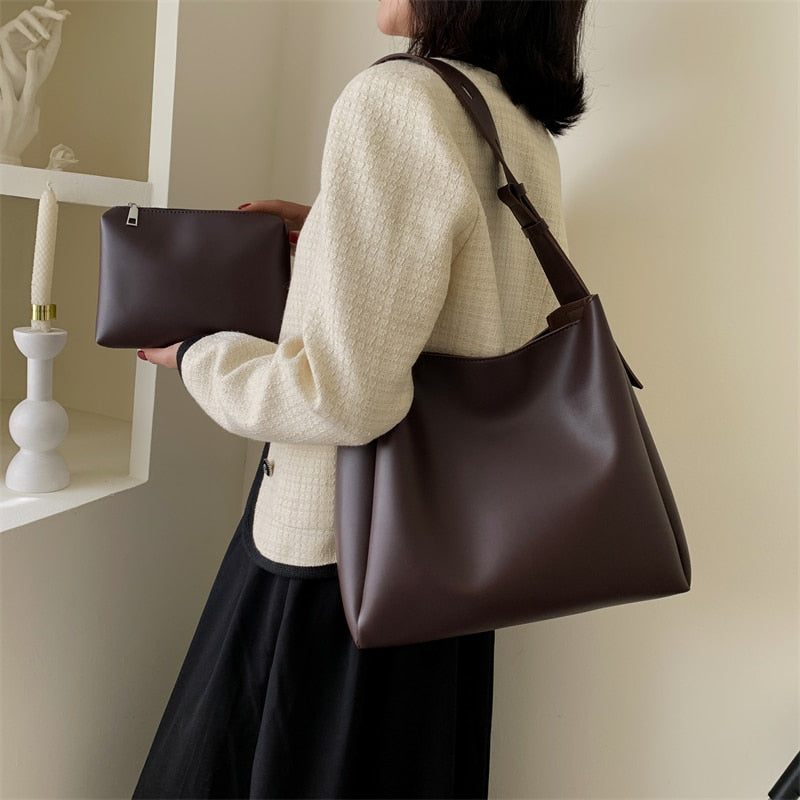 Hochwertige Handtasche für Frauen Große Kapazität Schultertasche Einfarbig Breiter Riemen Weiches PU-Leder