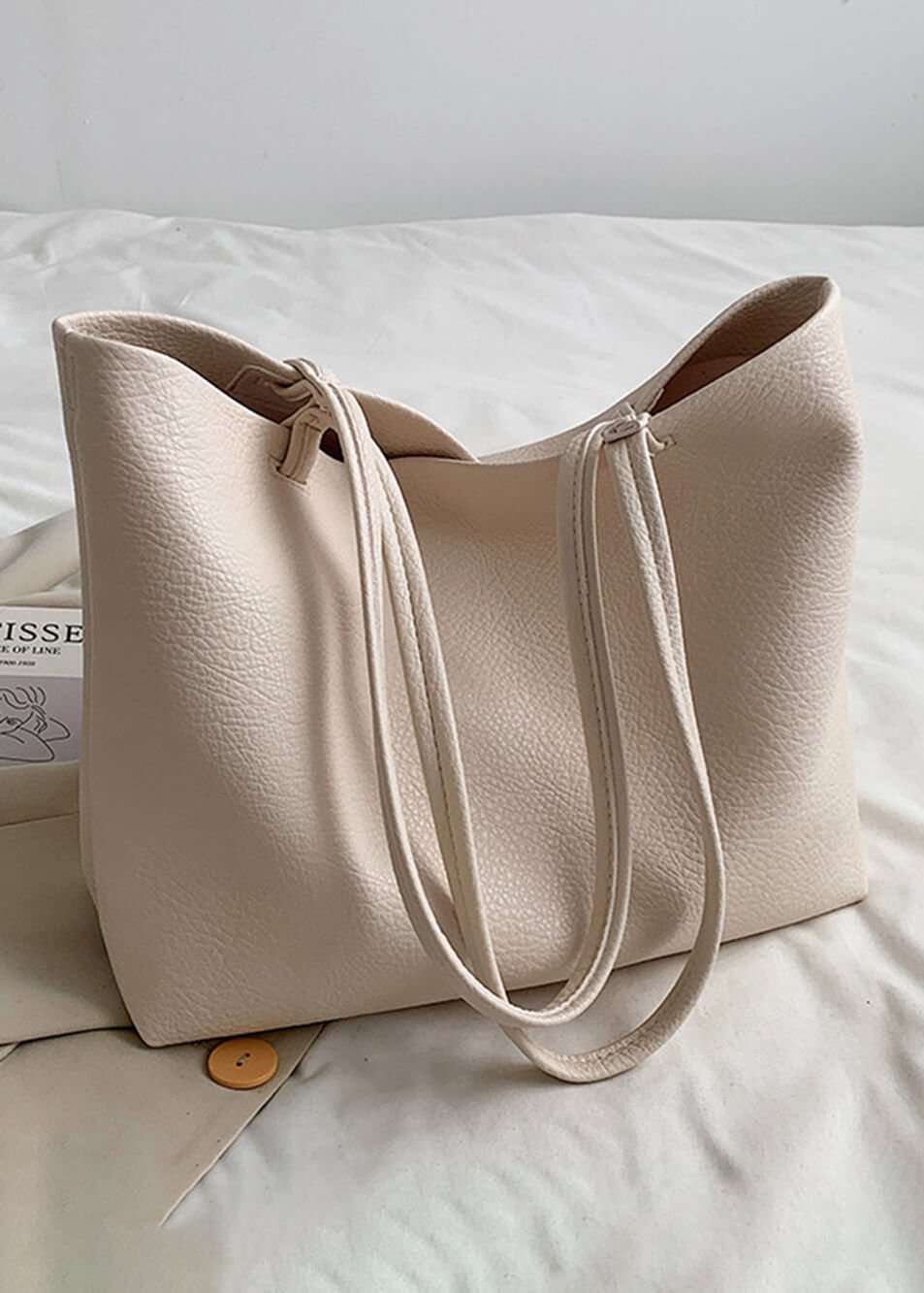 Geräumige Damen-Schultertasche aus weichem Leder