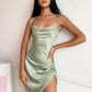 Robe moulante en satin