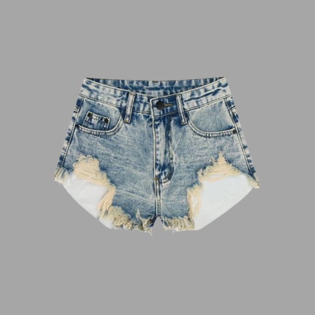 Short en denim délavé avec détails de franges