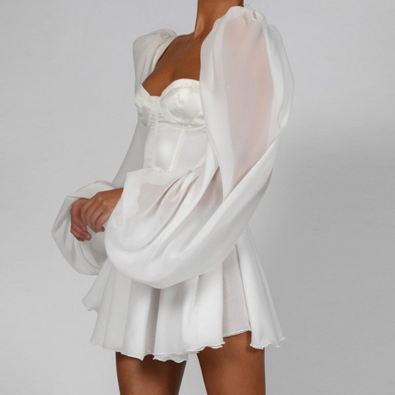 Robe de soirée élégante blanche à manches lanternes