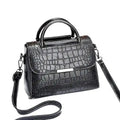 Kleine Croco Quadratische Handtasche aus Leder