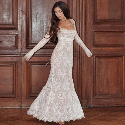 robe en dentelle avec cordon de serrage