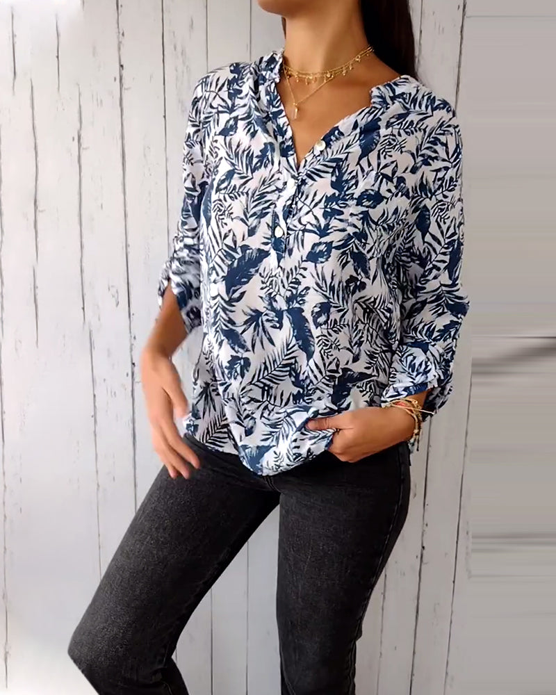 Crêpes | Blouse avec fermeture boutonnée et manches trois-quarts