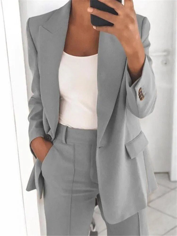 Marilyn™️ | Costume blazer élégant pour femme avec une coupe flatteuse