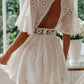 Robe en coton brodé