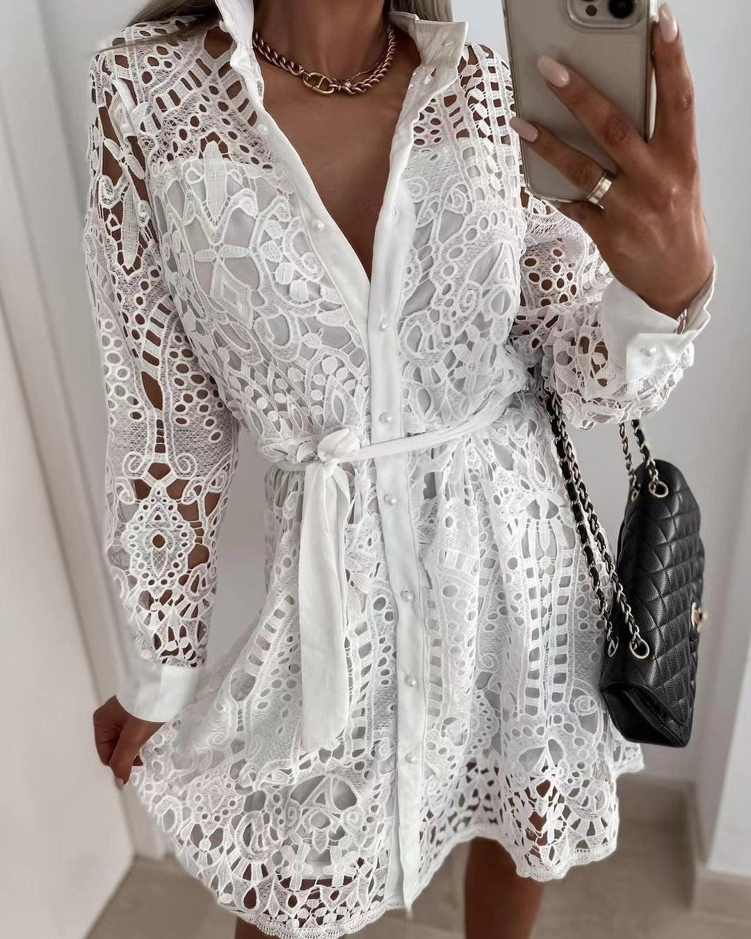 Robe chemise à lacets