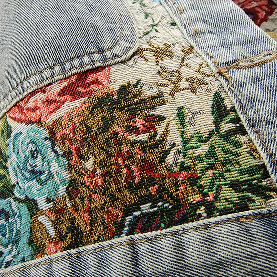 Veste en jean à fleurs