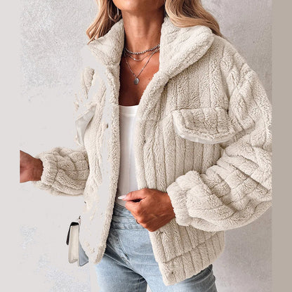 Dana™ l Manteau en peluche rabattu avec fermeture boutonnée et col